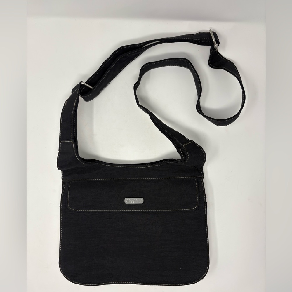 Baggallini Black Nylon Crossbody Travel Bag Messenger Shoulder Purse Pockets